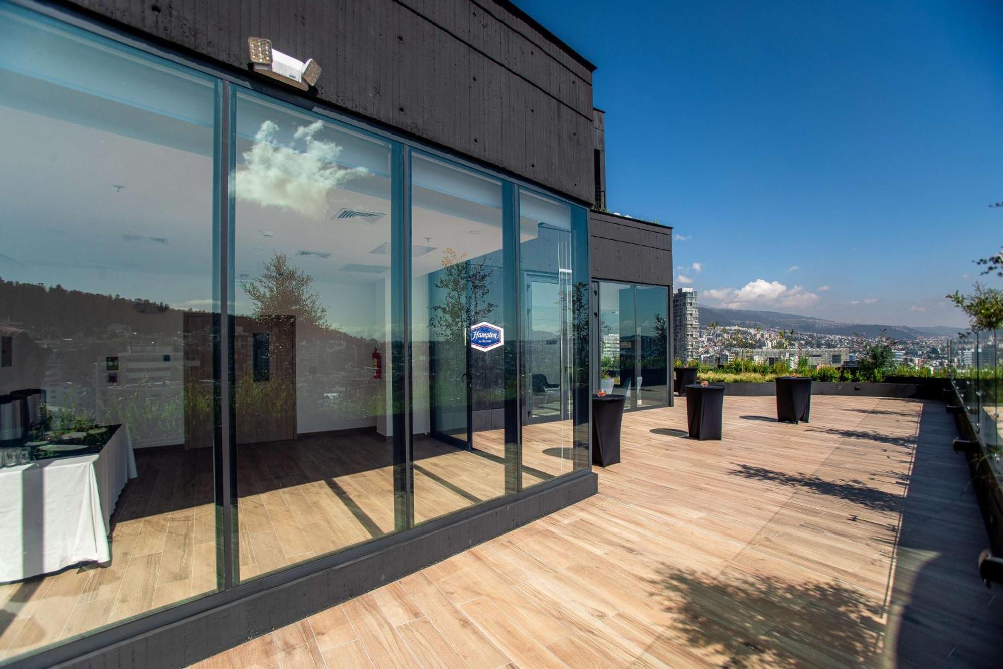 Hampton By Hilton Quito La Carolina Park Hotel Ngoại thất bức ảnh